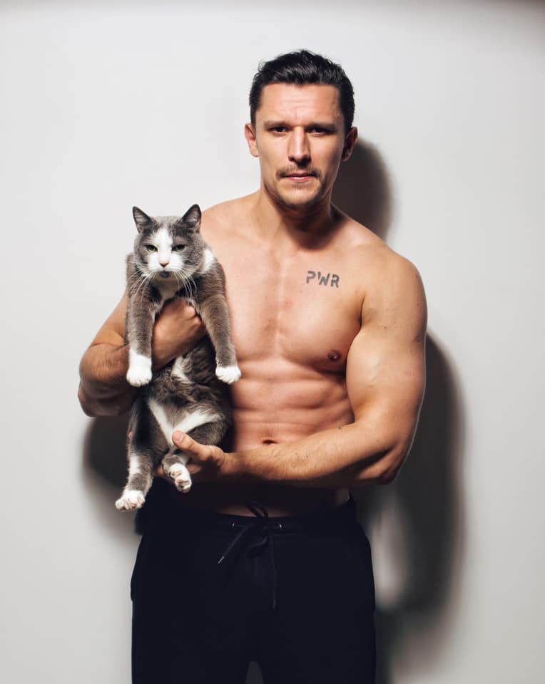 Актор Тарас Цимбалюк розповів, як спорт прийшов його життя: мені набридло бути дрищем